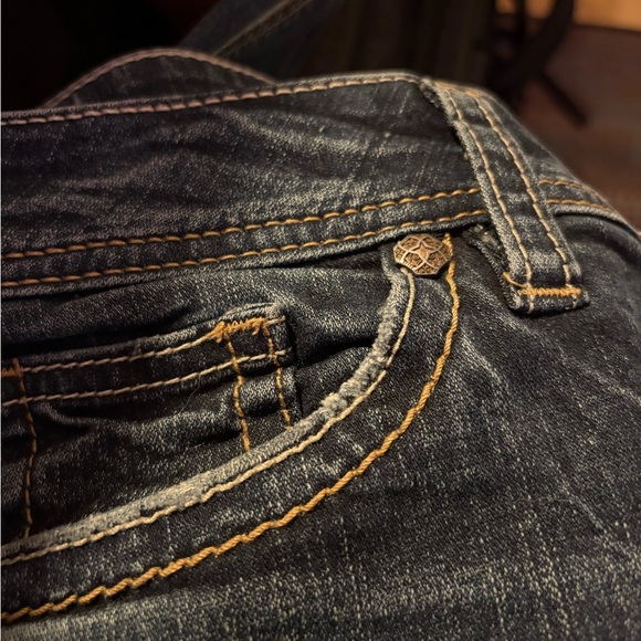 Silver Jeans | Suki Mid Baby Boot - W28/L32, Medium Wash - Picture 10 of 10